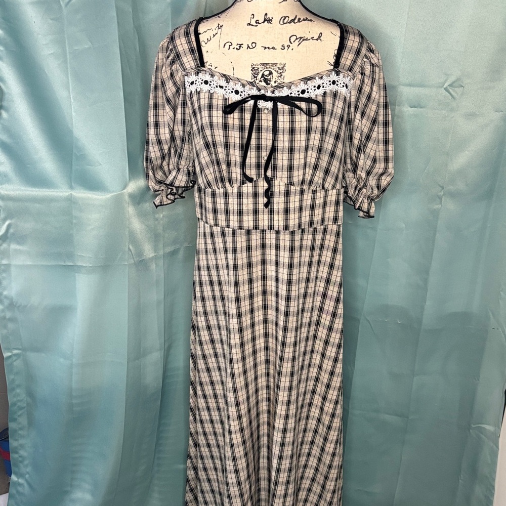 SHEIN Curve Plaid Old French Countryside Dress